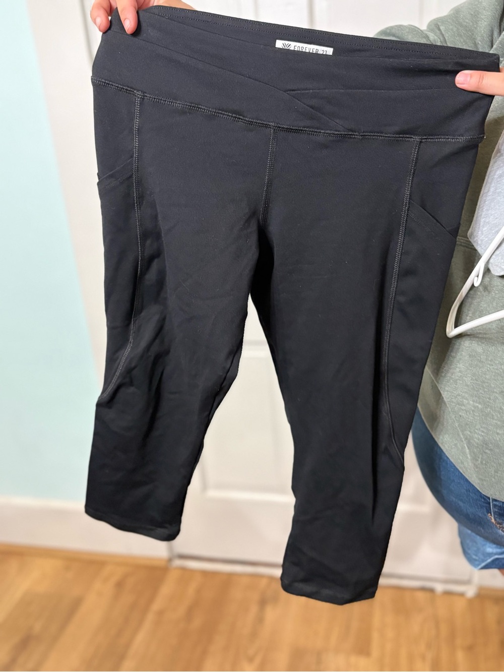 Forever 21 Black Capri Leggings with Wide Waistband